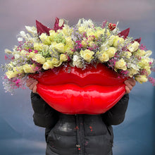 Load image into Gallery viewer, Lippy Louise