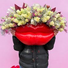 Load image into Gallery viewer, Lippy Louise