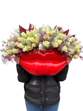 Load image into Gallery viewer, Lippy Louise