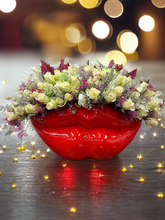 Load image into Gallery viewer, Lippy Louise