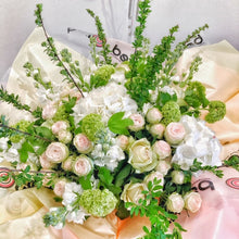 Load image into Gallery viewer, Hydrangea and Rose bouquet