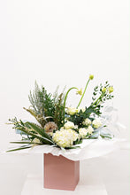 Load image into Gallery viewer, Pose for Rose