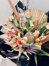 Load image into Gallery viewer, Fab girl