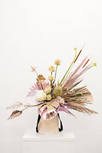 Load image into Gallery viewer, Kiss and Make Up