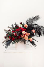 Load image into Gallery viewer, Showgirl