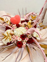 Load image into Gallery viewer, Deluxe Love