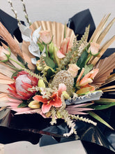 Load image into Gallery viewer, Fab girl