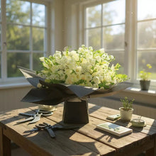 Load image into Gallery viewer, Freesia Garden - Weekly Special
