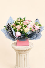 Load image into Gallery viewer, Peony and Rose Summer - Weekly Special
