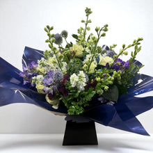 Load image into Gallery viewer, English Blue Garden - Weekly Special
