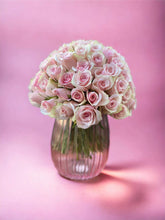 Load image into Gallery viewer, Mums Rose Vase
