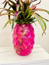 Load image into Gallery viewer, Graffiti Pineapple Large
