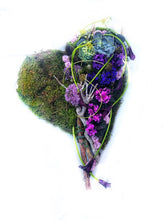 Load image into Gallery viewer, Sympathy heart divine lilac

