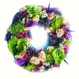 A modern funeral wreath