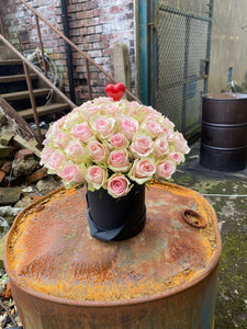 50 Pink Rose Hatbox